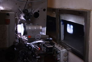 Français : Projecteur cinématographique 35mm